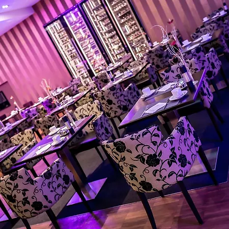 Hotel Schlosshotel Kassel 4*